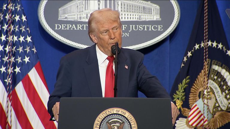 DONALD TRUMP UKRAINE